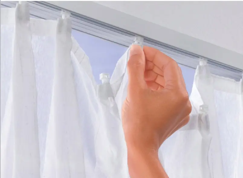 Clic-Gleiter können an beliebiger Stelle in die Schiene eingeklickt werden.